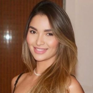 Foto de Dra. Izabela Sinara